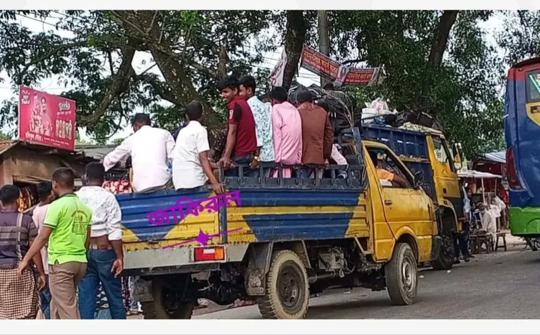 বোনাসের নামে ভাড়া নৈরাজ্য,যাত্রী জিম্মি, প্রশাসন নীরব
